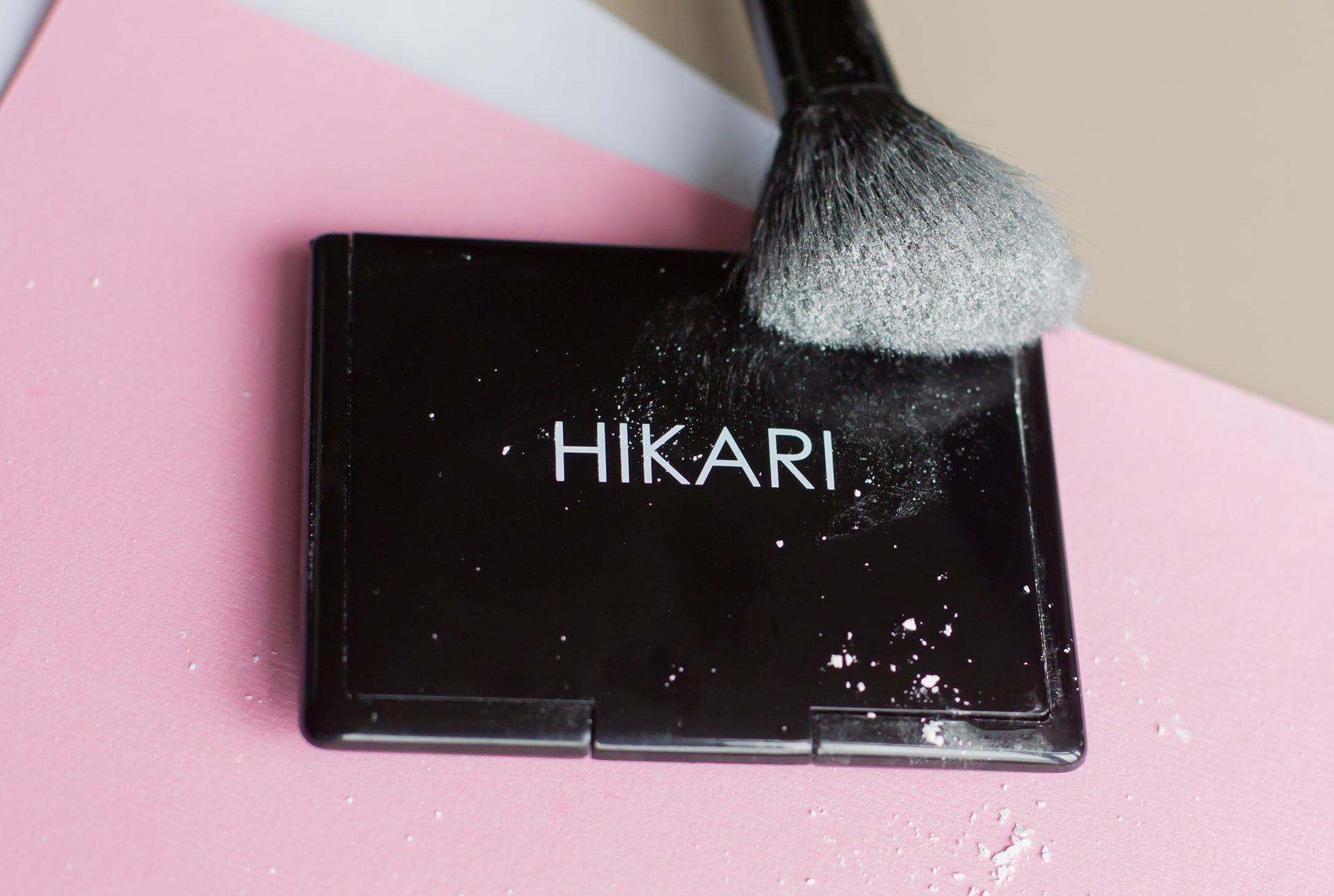 Hikari Pressed Silica Powder - StyleTone box maart