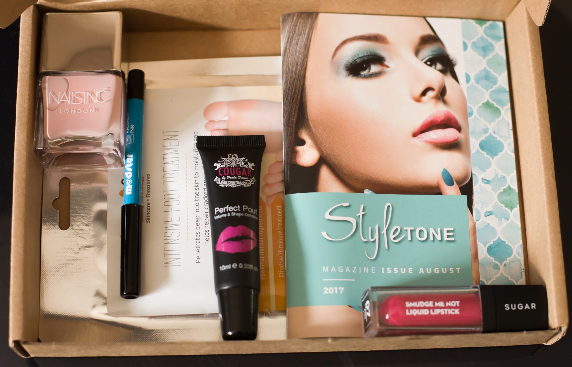 Alle producten in box - StyleTone box van augustus