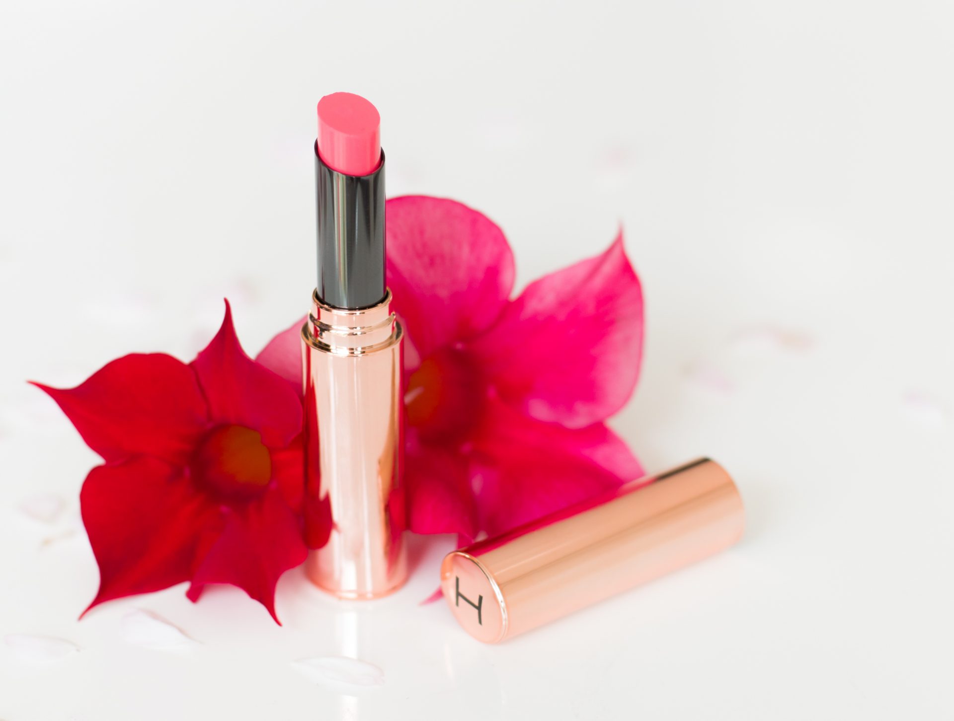 Hot Makeup Lipstick - StyleTone box April 2018