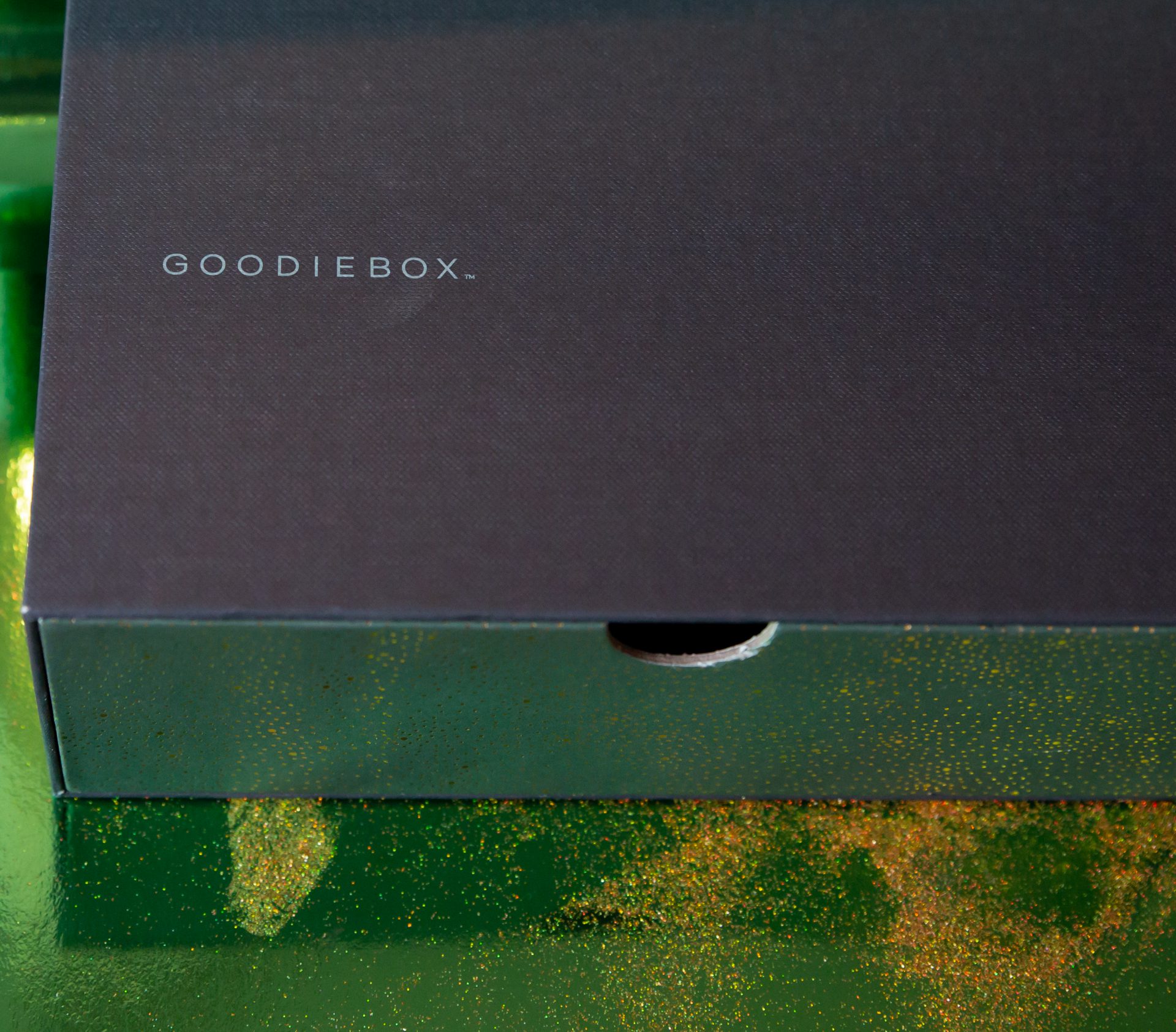 Unboxing Goodiebox december