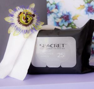 Seacret Makeup remover wipes Goodiebox 2019