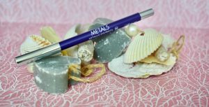 Golden Rosa Eye pencil Blux box juli augustus 2020