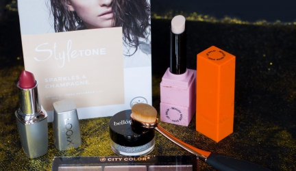 Unboxing StyleTone box december 2016